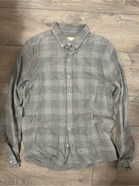 RVLT/Revolution Gray Plaid Button-Down Shirt